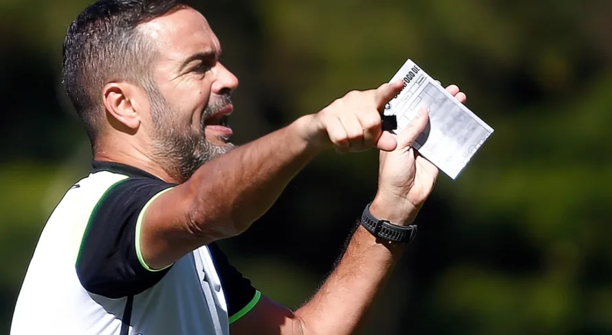 Veja a provável escalação do Botafogo hoje contra o Grêmio pelo Brasileirão