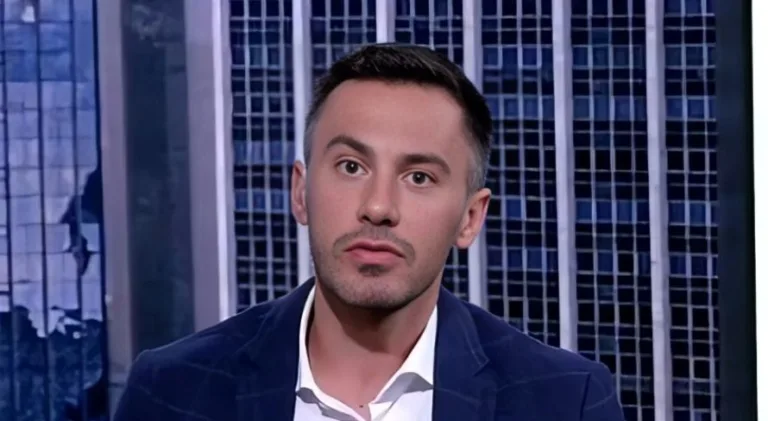 Bruno Vicari crava placar de Palmeiras x Corinthians