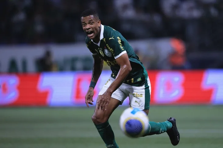 Caio Paulista busca sequência inédita como titular no Palmeiras
