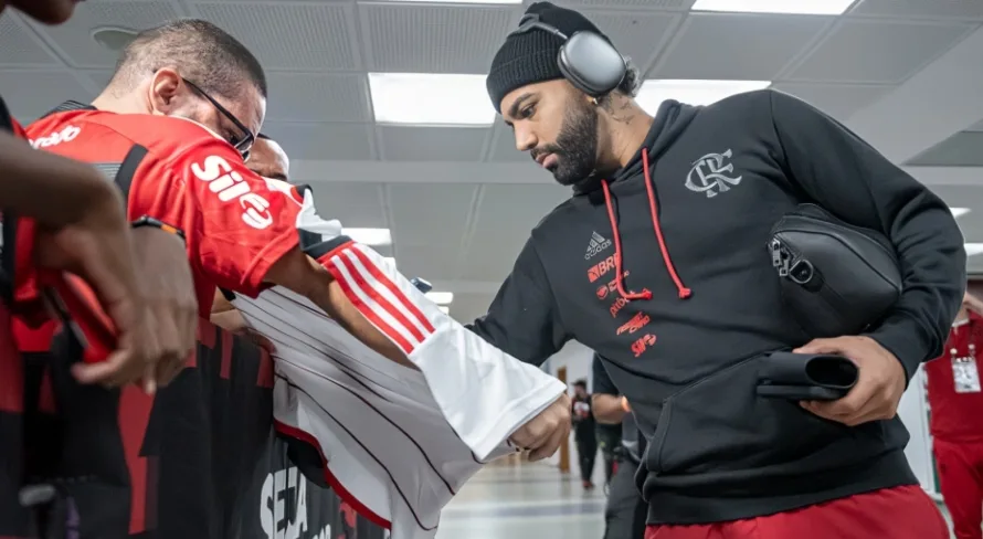 Casagrande crava Gabigol fora do Flamengo e indica destino: “Não descarto”