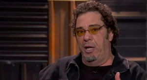 Casagrande destaca jogador do Corinthians no Brasileirão: “Estrela solitária”