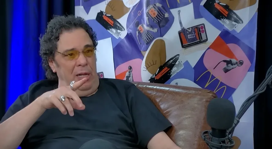 Casagrande escala a seleção brasileira ideal após 1970