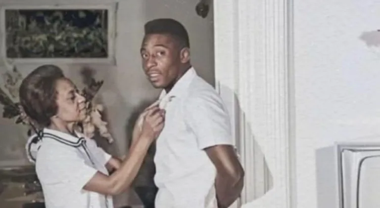 Mãe de Pelé, Celeste Arantes, morre aos 101 anos