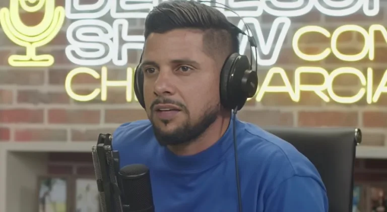 Cicinho é ‘cobrado’ após chamar torcida de ‘modinha’ no Brasil: “Me ligou”