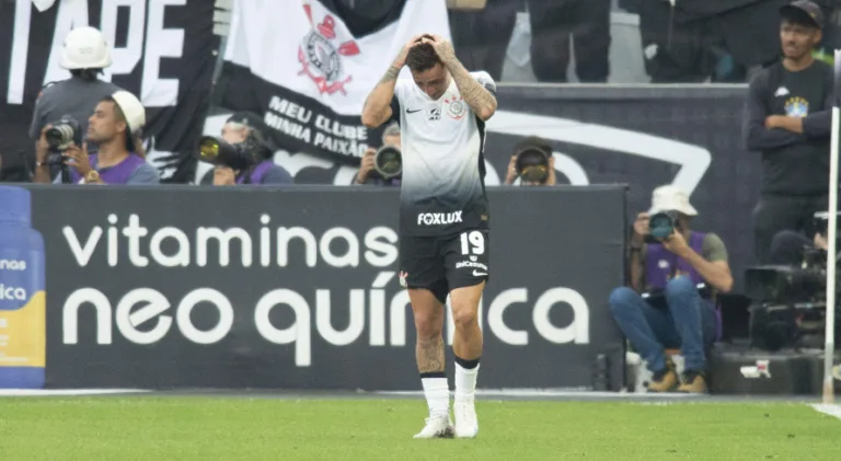 Flavio Prado aponta time que está “fazendo esforço” para cair no Brasileirão