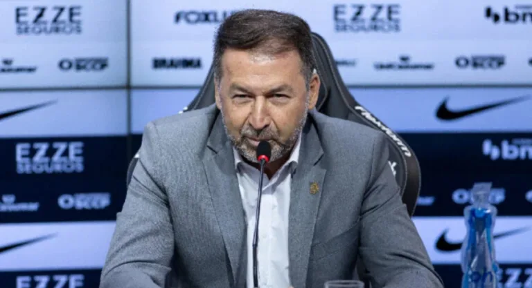 Milly Lacombe projeta tempo de recuperação do Corinthians