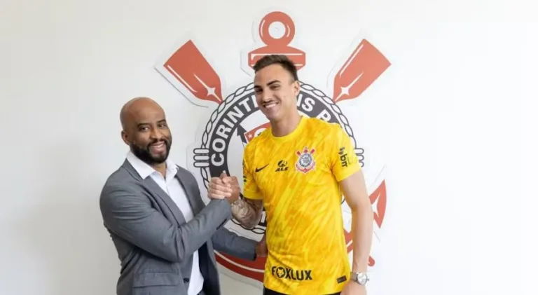 Corinthians renova com goleiro Matheus Donelli; confira