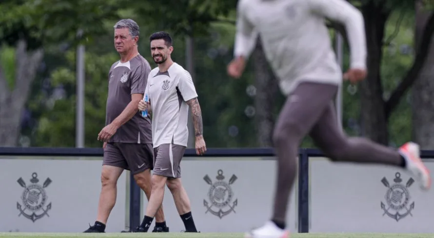 Benja dispara contra jogador do Corinthians: “Até agora não vi nada” 