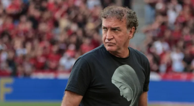 Ana Thaís ‘alfineta’ técnico de time do Brasileirão: “Toda vez é isso”