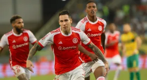 Internacional vence o Cuiabá na volta ao Brasileirão