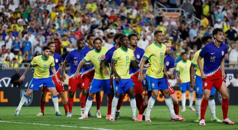 Ricardinho aponta jogador que caiu de nível na seleção brasileira: “Não é de hoje”