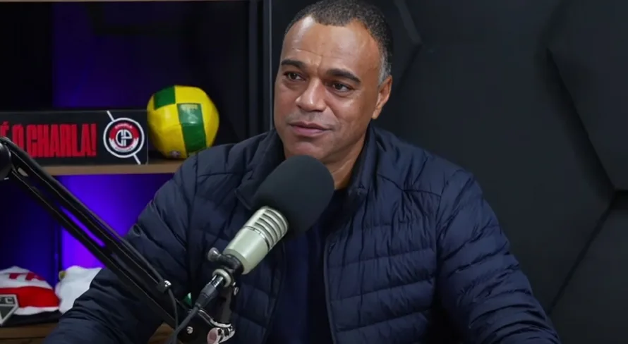 Denílson elege clube que merece aplausos no futebol brasileiro: “Primeiro nível”