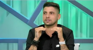 Cicinho aponta time que não tem “sangue vencedor” no futebol Brasileiro