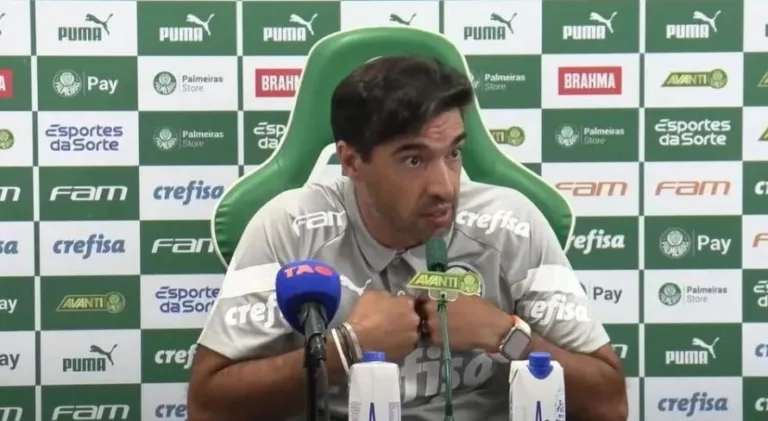 Abel Ferreira chama jornalista de “são-paulino”: “Não tem problema nenhum”