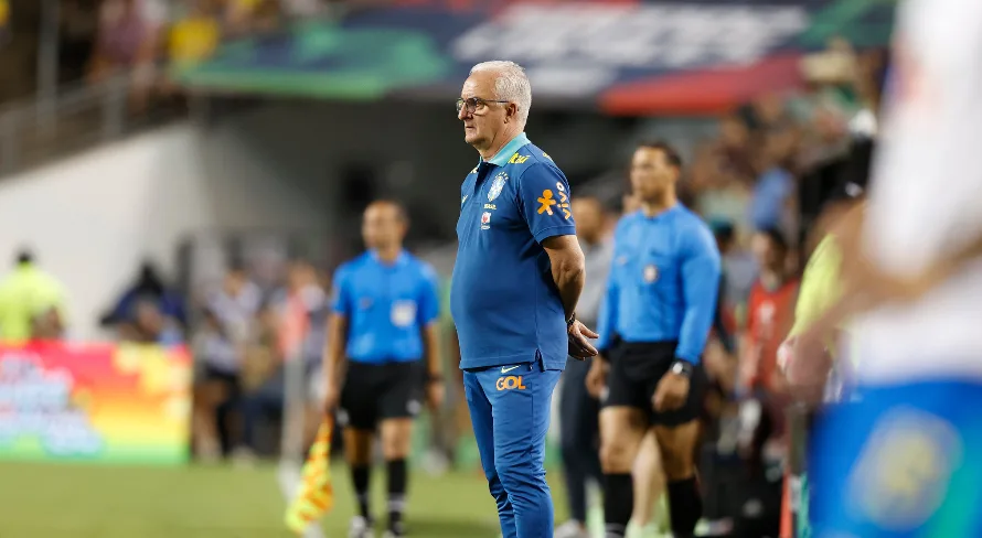 Renato Maurício Prado detona atitude de Dorival na seleção: “Não faz sentido”