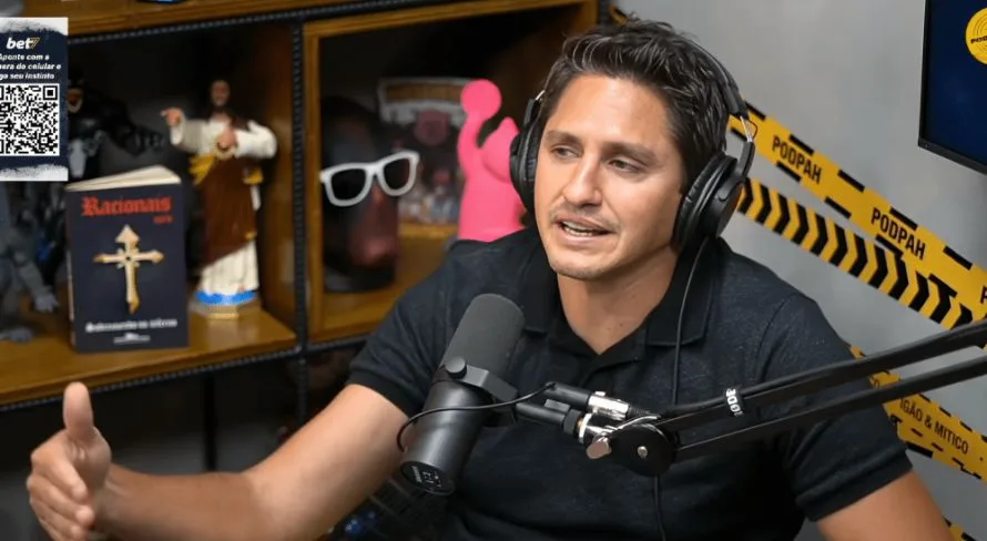 Edmílson elogia técnico histórico do futebol brasileiro: “Gênio”