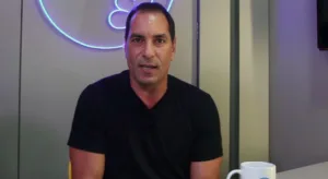 Edmundo antecipa campeão da Libertadores: “Vai enfrentar o Real Madrid”