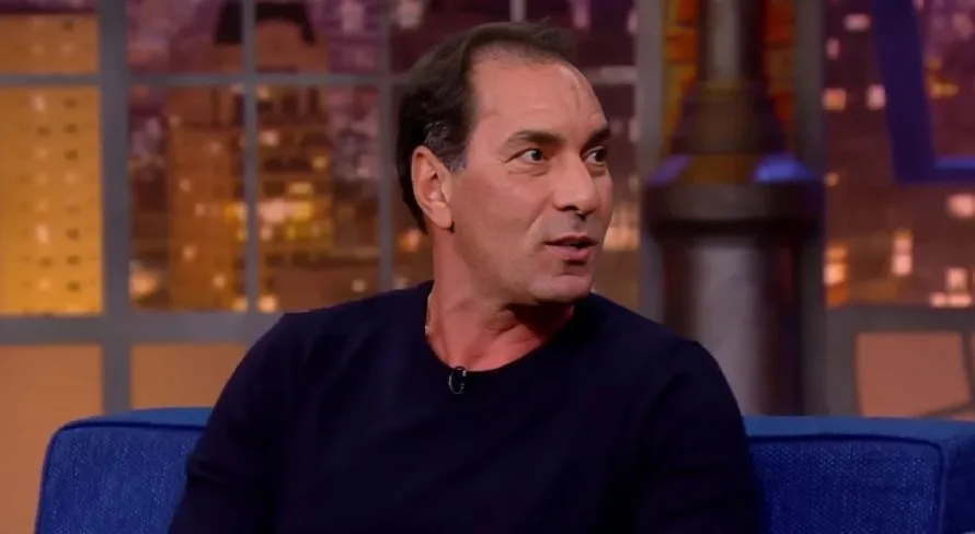 Edmundo aponta meia “extinto” no futebol brasileiro: “Perdemos isso” 