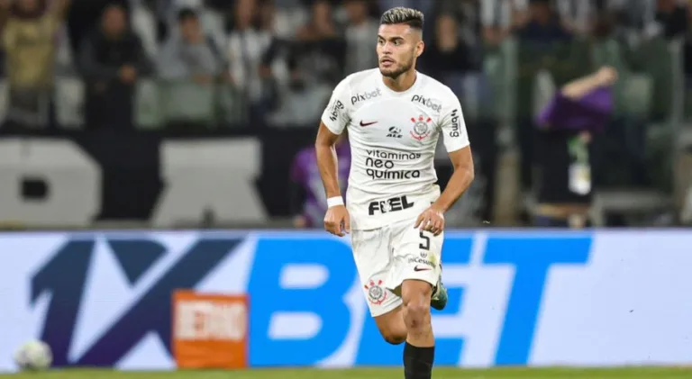 Fausto Vera retorna aos treinos no Corinthians, mas ainda deve ser reforço do Atlético-MG; entenda