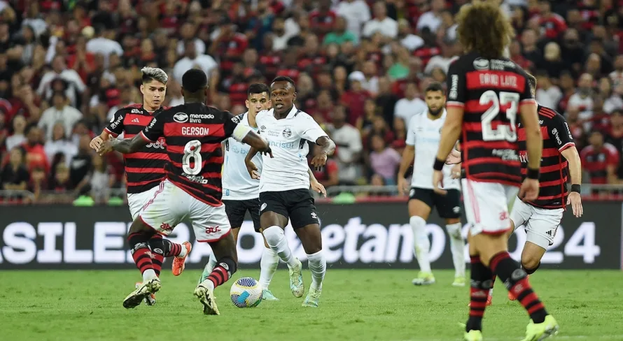 Farid cita jogador ‘capeta’ em derrota do Grêmio: “Não aguento mais perder pro Flamengo”