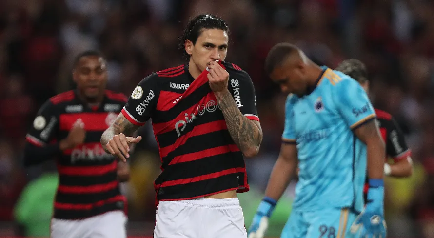 Flamengo vence Cruzeiro e garante liderança do Brasileirão Série A