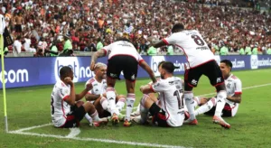 Juca Kfouri vê Flamengo “favoritaço”, mas alerta sobre ameaça no Brasileirão