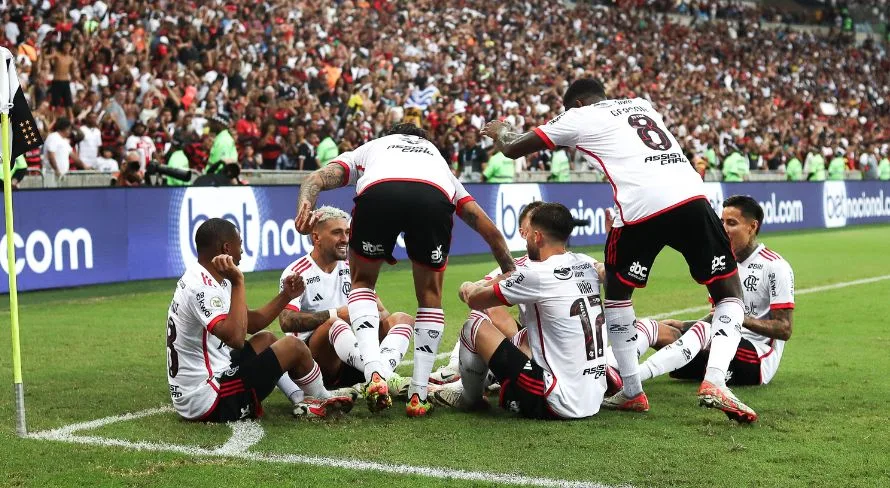 Juca Kfouri vê Flamengo “favoritaço”, mas alerta sobre ameaça no Brasileirão