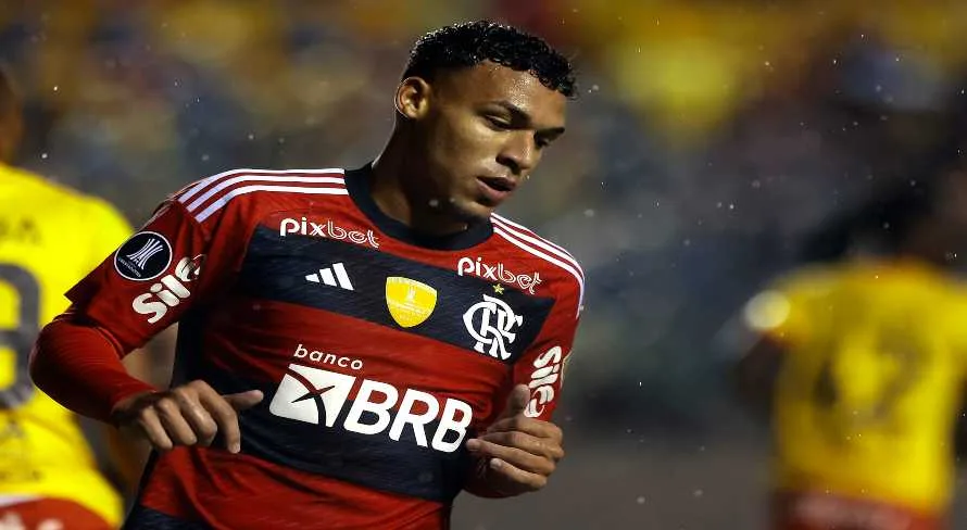 Victor Hugo é novidade no Flamengo sem Bruno Henrique