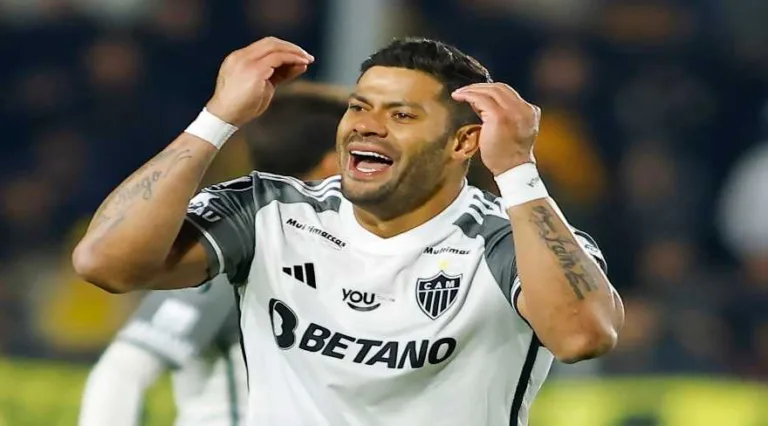 Denílson aborda “descontrole” de craque em derrota do Atlético-MG para o Palmeiras