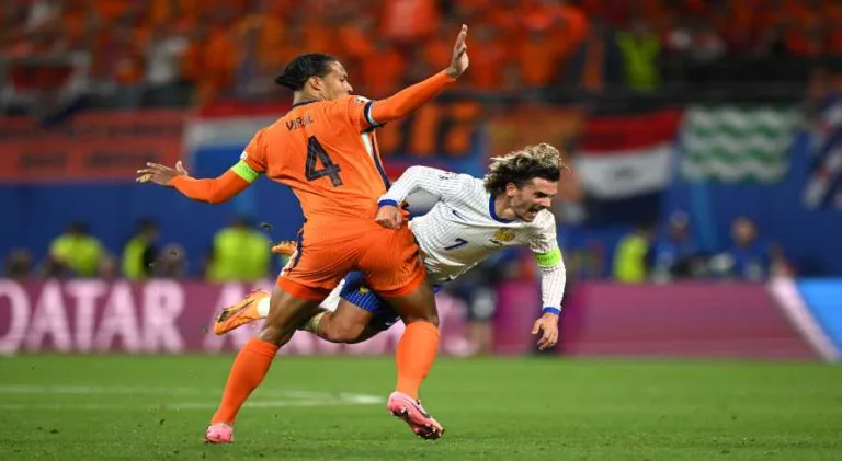 França e Holanda empatam em jogo sem gols na Eurocopa