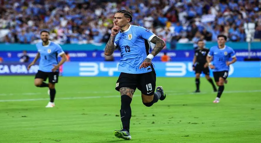 Ex-Liverpool, uruguaio Darwin Núñez é oferecido ao River Plate