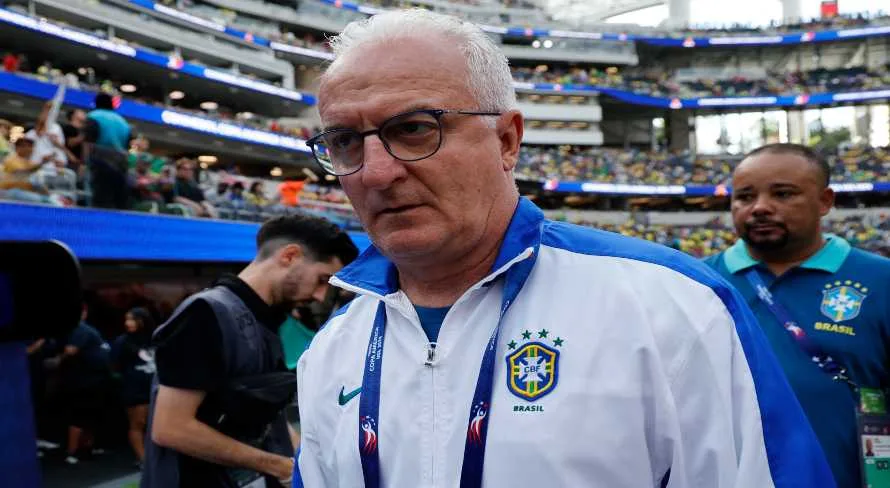Dorival Júnior homenageia Zagallo na estreia do Brasil na Copa América
