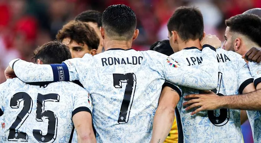 Geórgia vence Portugal e se classifica; Turquia avança na Eurocopa