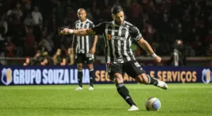 Atlético-MG encerra jejum de vitórias no Brasileirão com Hulk como melhor em campo
