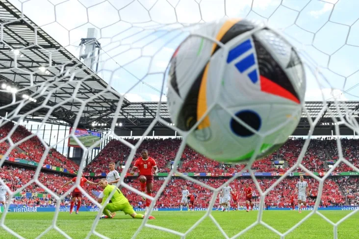 Suíça vence a Hungria e mostra um futebol consistente na estreia da Eurocopa