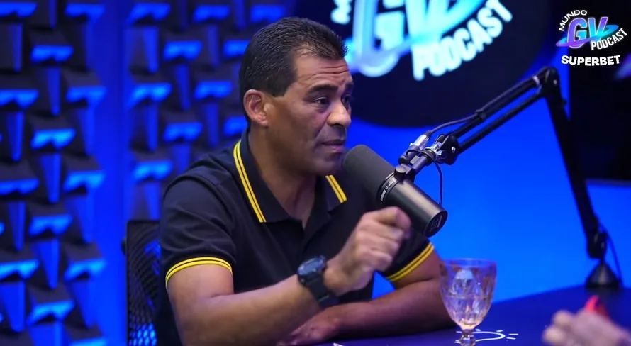 Ex-árbitro relembra jogador que pediu cartão amarelo: “Expulsei para educar”