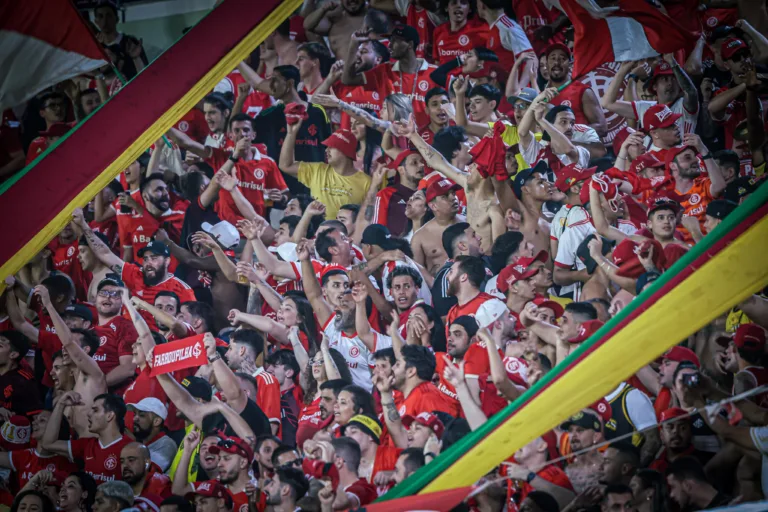 Menos de 35% da torcida do Internacional gostaria que o clube se tornasse SAF
