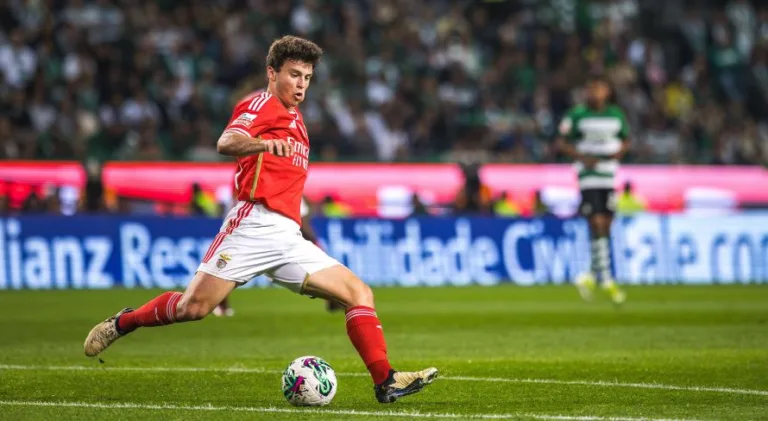 Benfica rejeita proposta do Manchester United por promessa