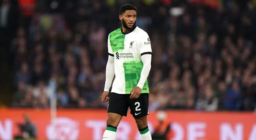 Bayern de Munique mira contratação de zagueiro do Liverpool