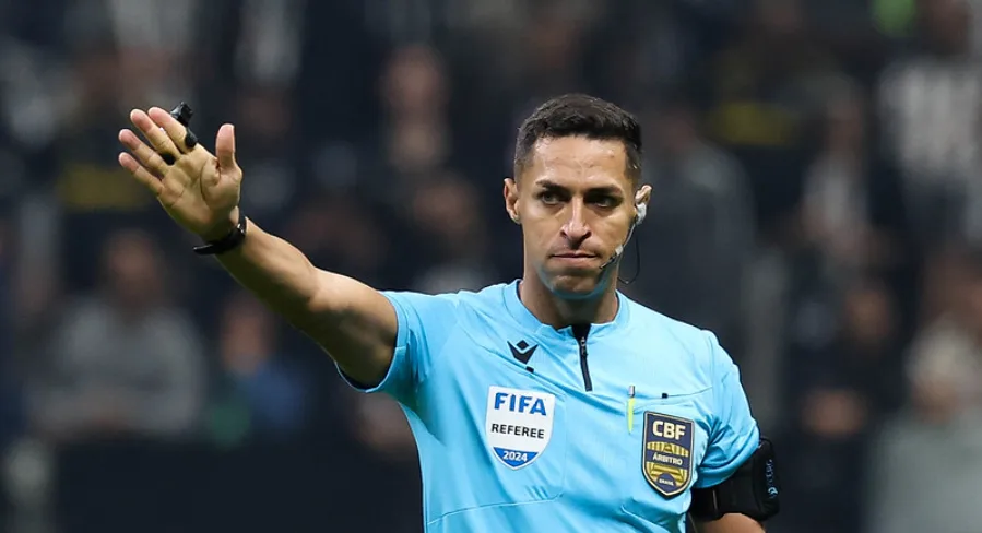 Julio Gomes critica Atlético-MG x Palmeiras: “Destruído pela arbitragem”