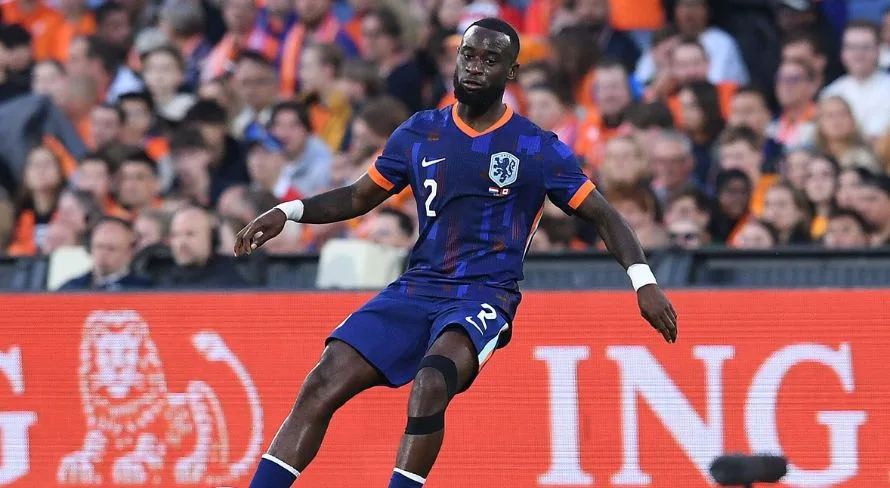 Liverpool enfrenta forte concorrência pela contratação de atleta do Feyenoord