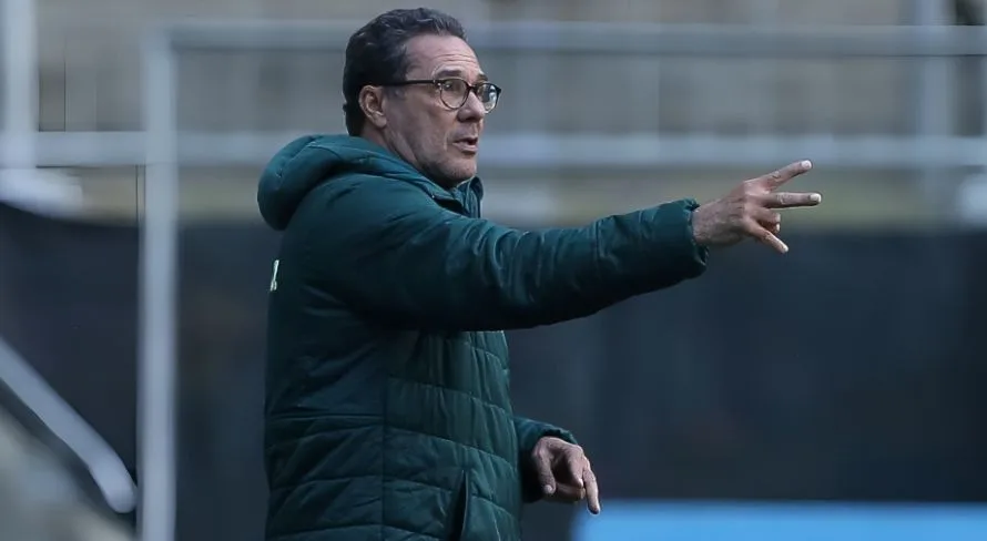 Luxemburgo se manifesta sobre “cavada” e apoia mudança no Brasileirão