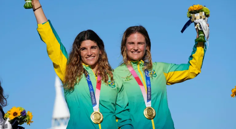 Martine Grael e Kahena Kunze buscam ser tricampeãs de vela feminina nas Olimpíadas de Paris; conheça a dupla