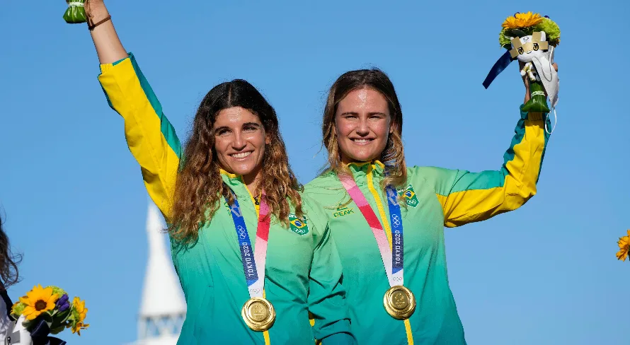 Martine Grael e Kahena Kunze buscam ser tricampeãs de vela feminina nas Olimpíadas de Paris; conheça a dupla