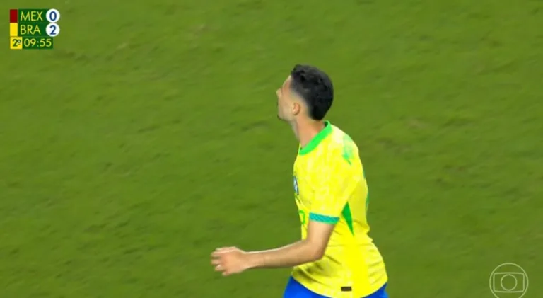 Martinelli faz o segundo do Brasil contra o México; assista