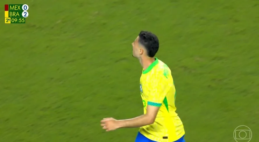 Martinelli faz o segundo do Brasil contra o México; assista