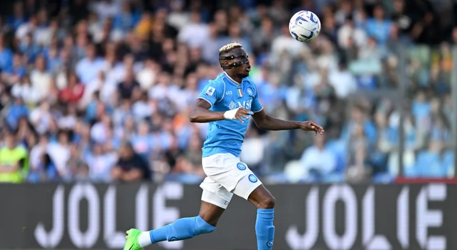 Napoli pede dois jogadores ao Arsenal em negociação de Osimhen