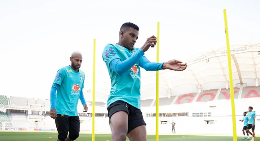 Rodrygo defende Neymar e diz que a seleção brasileira terá que se adaptar na sua volta