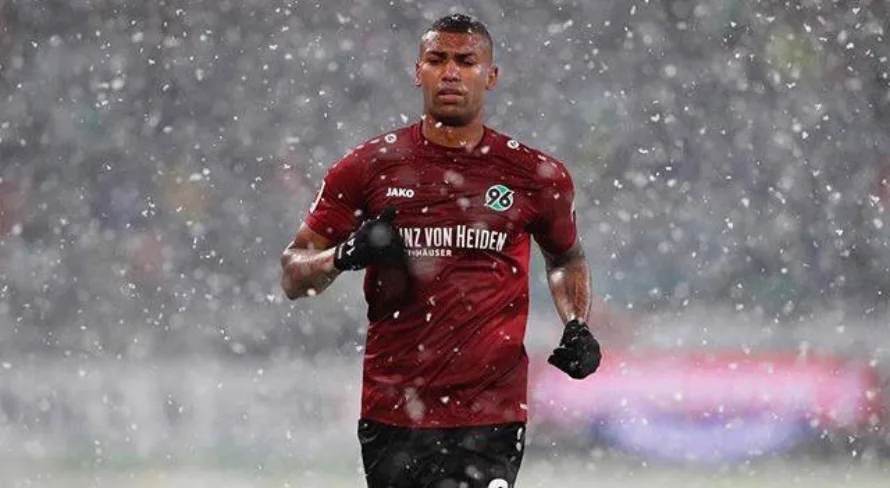 Nicola revela detalhes de “chapéu” do Cruzeiro no Corinthians por Walace