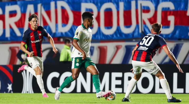Palmeiras fez oferta por dois jogadores do San Lorenzo para o meio do ano